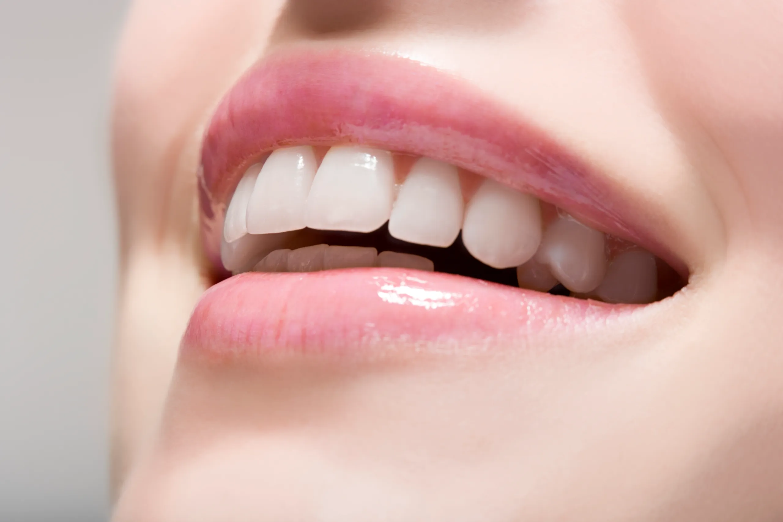 Keep Your Smile Radiant: How Nutrition Supports Teeth Whitening Maintenance Bicester
