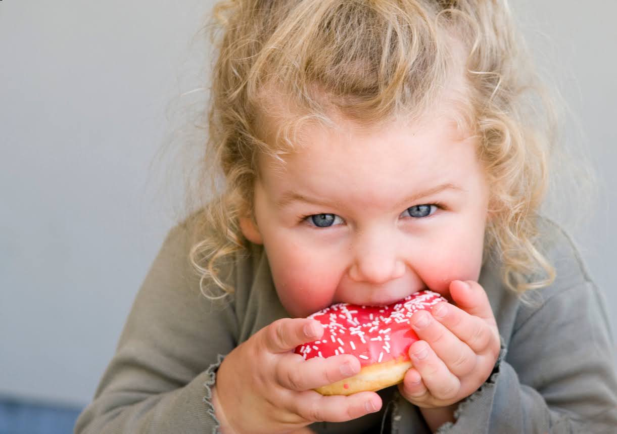 What Does Sugar Really Do to Your Teeth Bicester?